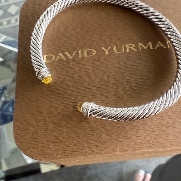 David Yurman authentic citrine w/ diamonds sz medium comes with authenticity - Picture 1 of 1